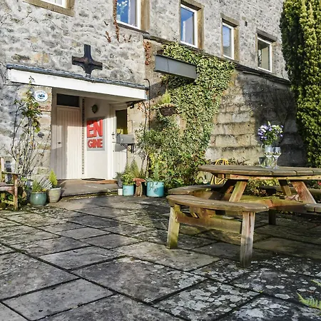 Mill * Kirkby Malham